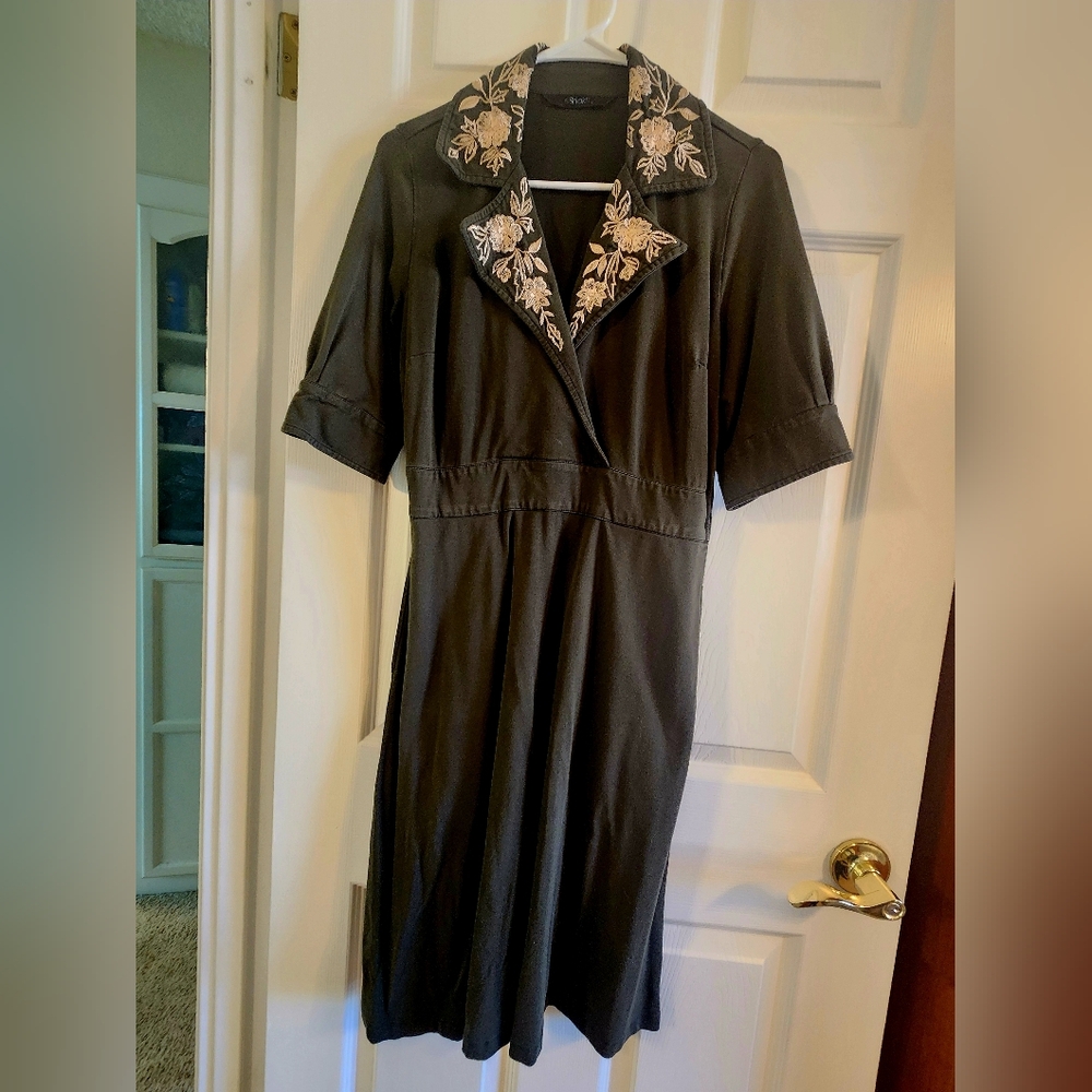 Beautiful eshakti Deep green dress with floral embroidery